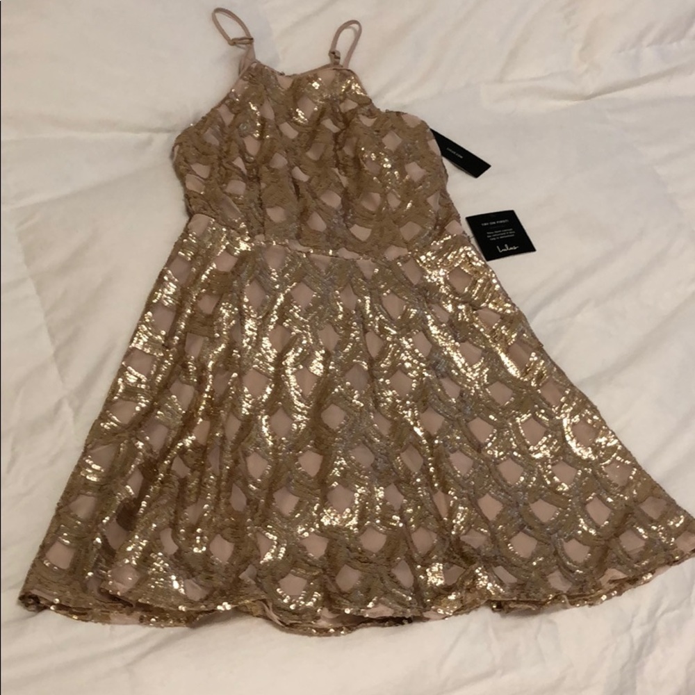 NWT Sequin Lulus Dress